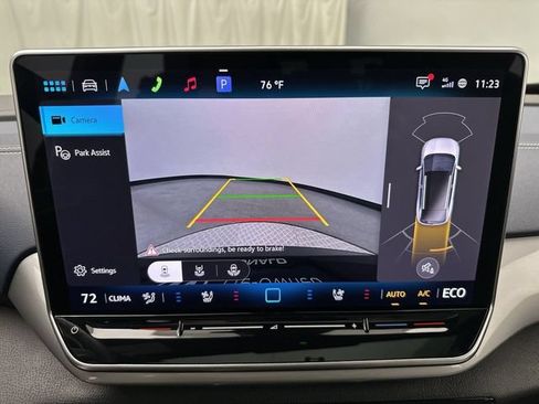 Certified 2024 Volkswagen ID.4 Pro S AWD/4WD image 17