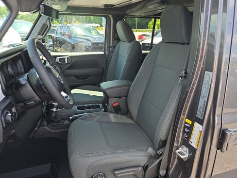 New 2025 Jeep Wrangler Sahara image 12