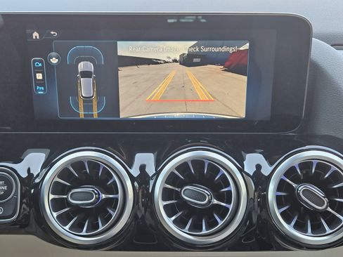 Certified 2025 Mercedes-Benz GLA 250 250 image 17