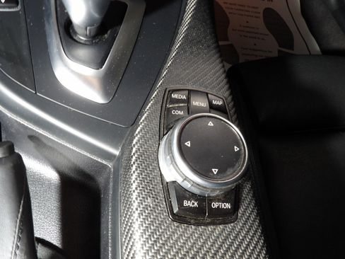 Used 2017 BMW M2 image 17