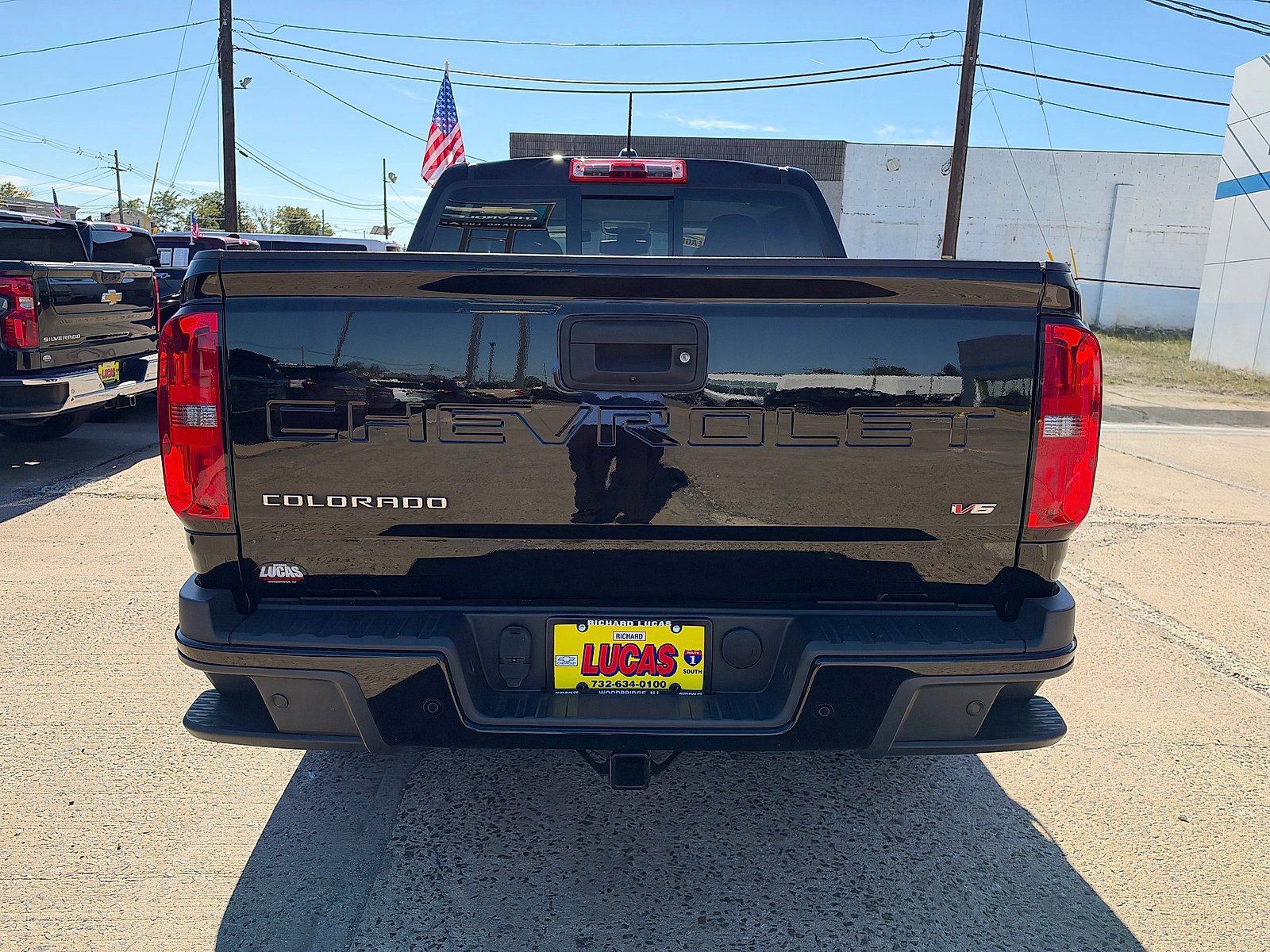 Used 2022 Chevrolet Colorado LT w/ Safety Package AWD/4WD image 6