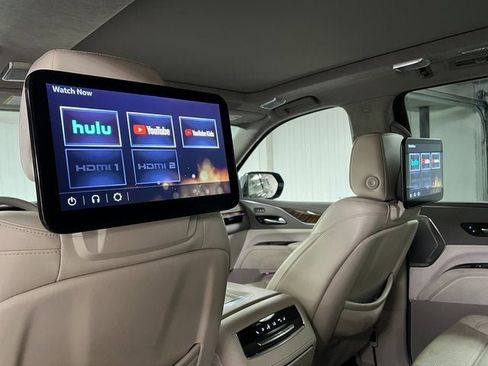 Certified 2023 Cadillac Escalade Sport Platinum image 18