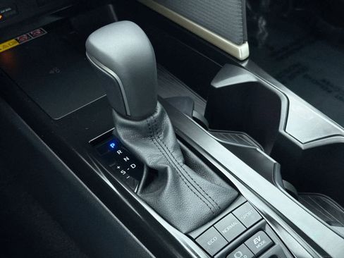 Used 2026 Toyota Camry XLE w/ Convenience Package image 34