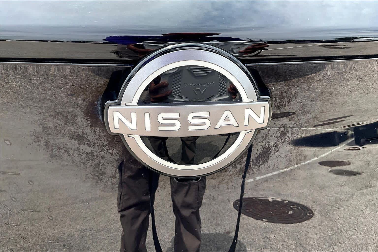 Used 2023 Nissan Ariya FWD image 30