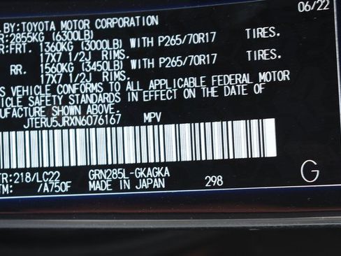 Used 2022 Toyota 4Runner TRD Off-Road Premium w/ Moonroof Package AWD/4WD image 34
