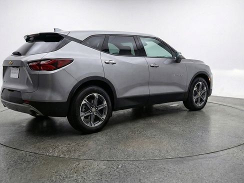 Used 2025 Chevrolet Blazer LT image 9