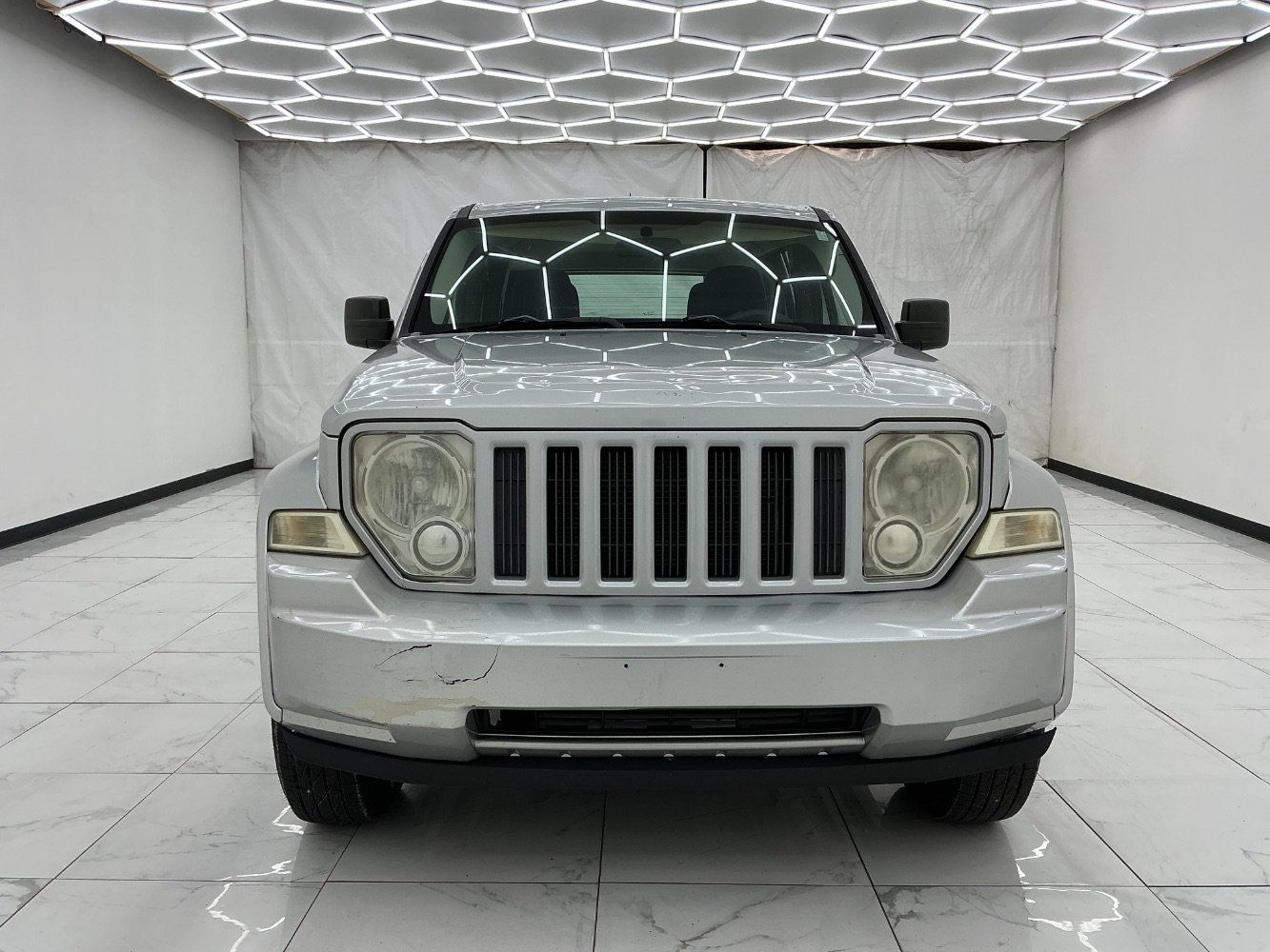 Used 2011 Jeep Liberty Sport RWD image 5