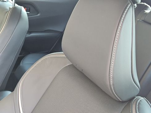 Used 2026 Toyota Prius XLE FWD image 13