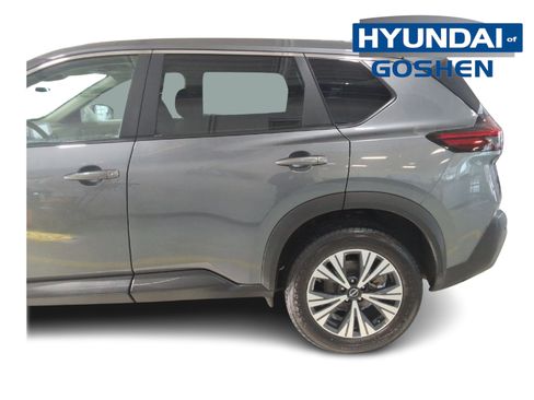 Used 2022 Nissan Rogue SV image 6