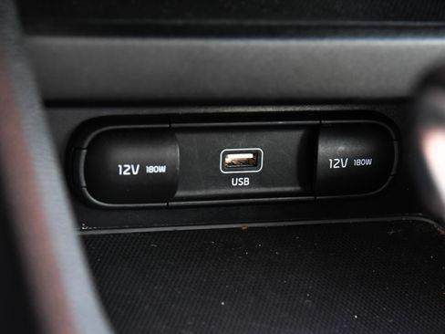 Used 2023 Kia Forte LXS w/ LXS Technology Package image 22