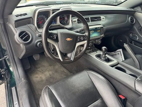 Used 2015 Chevrolet Camaro SS w/ Green Flash Special Edition RWD image 13