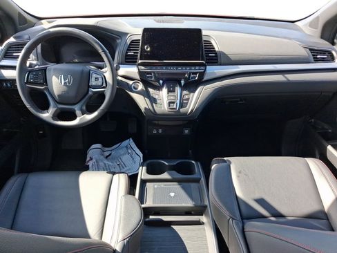 Used 2026 Honda Odyssey Sport-L image 12