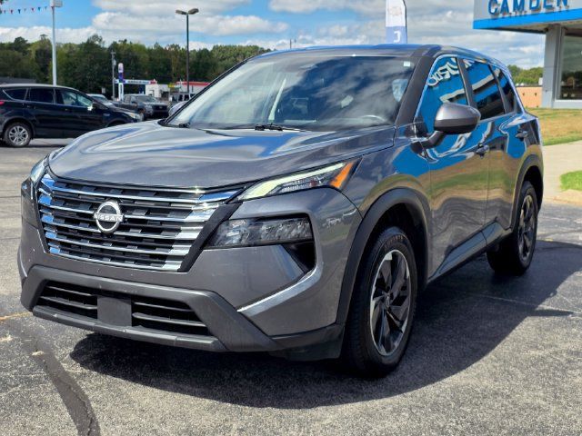 Used 2025 Nissan Rogue SV AWD/4WD image 5