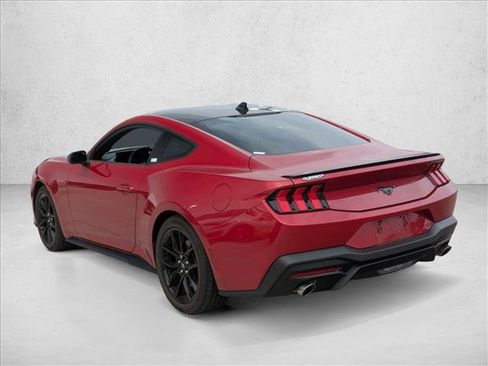 Used 2024 Ford Mustang Coupe image 7