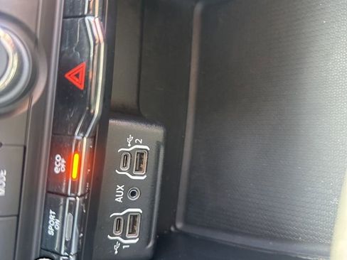 Used 2023 Dodge Durango GT AWD/4WD image 33