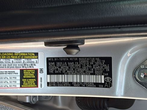 Used 2016 Toyota Corolla S FWD image 25