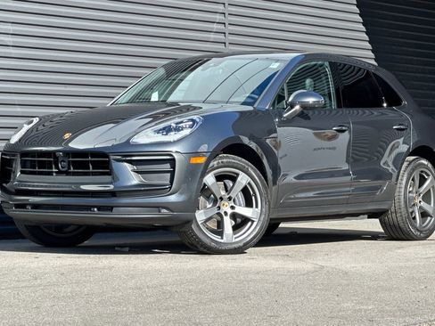 New 2026 Porsche Macan image 1