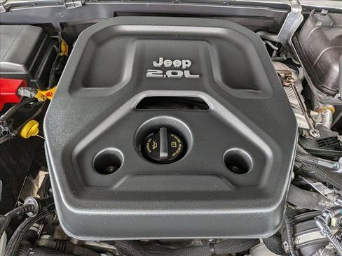 Used 2022 Jeep Wrangler Unlimited Sahara w/ Cold Weather Group image 23