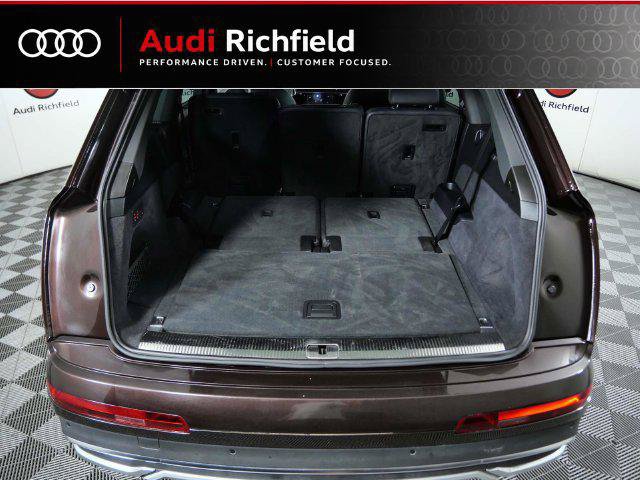 Used 2022 Audi Q7 3.0T Premium Plus w/ Premium Plus Package AWD/4WD image 23