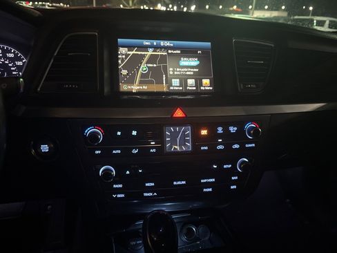 Used 2017 Genesis G80 3.8 image 13