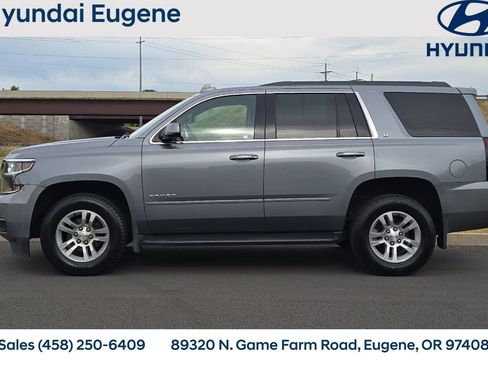 Used 2019 Chevrolet Tahoe LT w/ Luxury Package AWD/4WD image 7