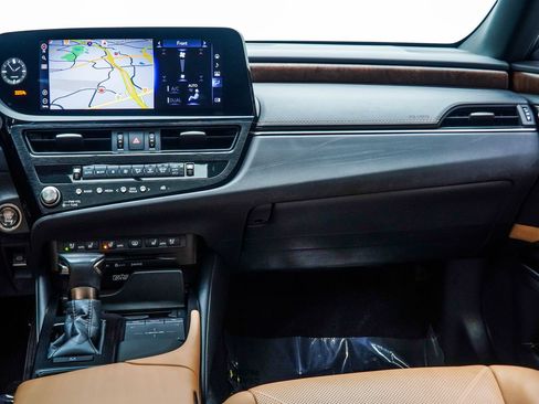 Used 2022 Lexus ES 350 Ultra Luxury w/ Accessory Package 2 FWD image 20
