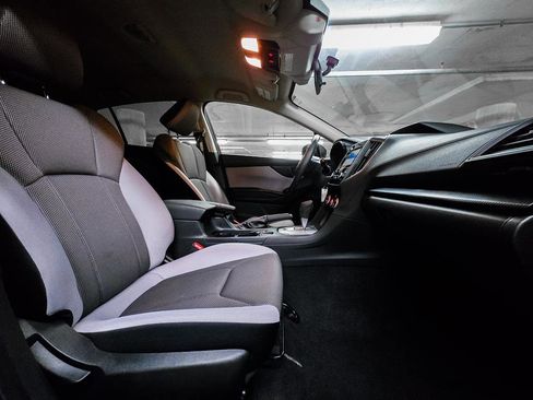 Used 2020 Subaru Crosstrek 2.0i image 36