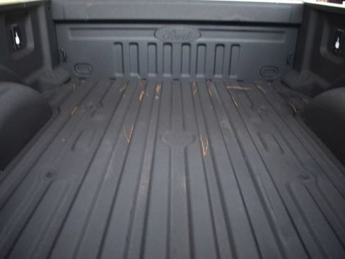 Used 2022 Ford F250 XL w/ Power Equipment Group AWD/4WD image 9