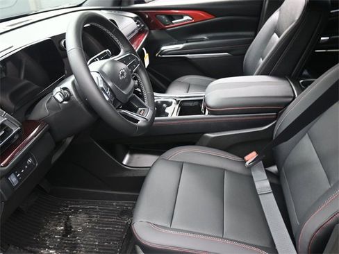 New 2026 Chevrolet Traverse Z71 w/ Driver Confidence Package image 8