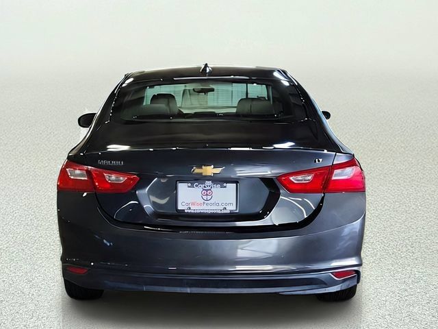 Used 2018 Chevrolet Malibu LT FWD image 4