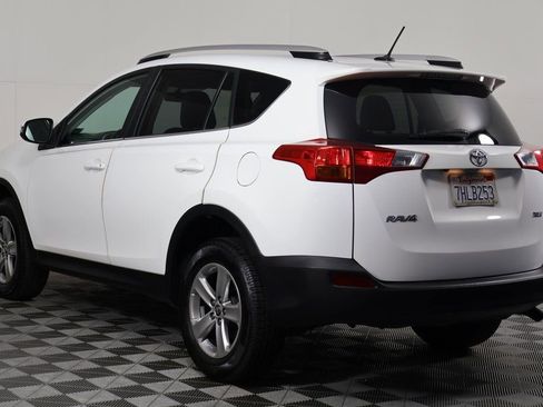 Used 2015 Toyota RAV4 XLE FWD image 6