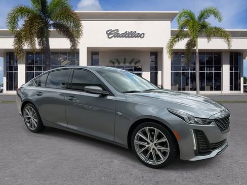 Used 2020 Cadillac CT5 Luxury image 2