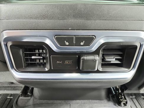 Used 2020 GMC Sierra 1500 SLT w/ SLT Premium Plus Package AWD/4WD image 43