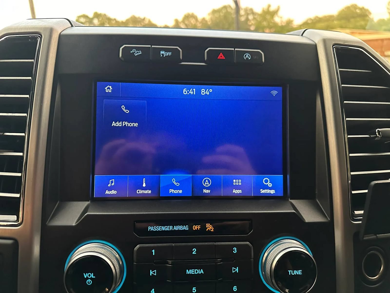 Used 2019 Ford F150 Platinum w/ Trailer Tow Package AWD/4WD image 31