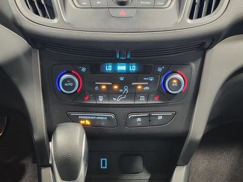 Used 2018 Ford Escape SE w/ SE Sync 3 Package AWD/4WD image 20