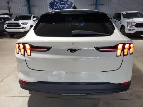 Used 2025 Ford Mustang Mach-E Select w/ Comfort Package Lite image 4