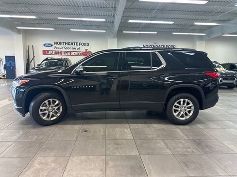 Used 2020 Chevrolet Traverse LT FWD image 13