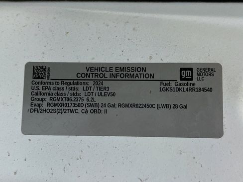 Used 2024 GMC Yukon Denali RWD image 23