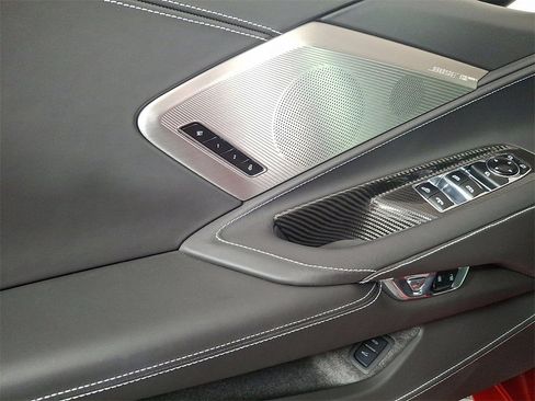 Used 2021 Chevrolet Corvette Stingray Premium Conv w/ Battery Protection Package image 15