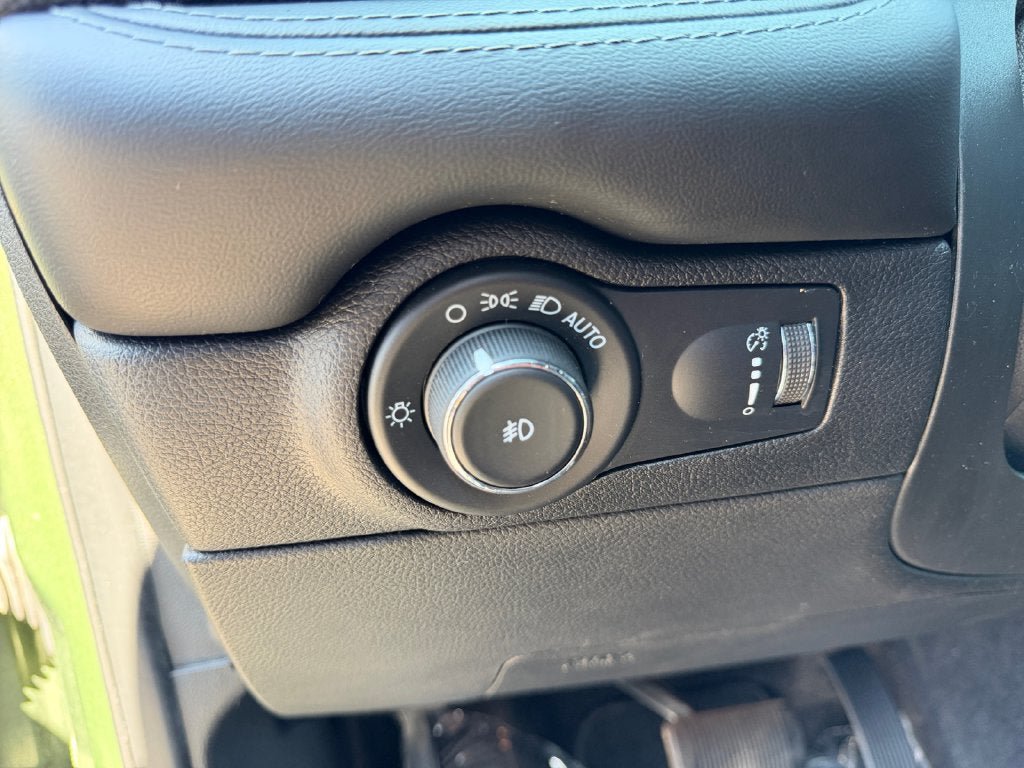 Used 2021 Dodge Durango GT AWD/4WD image 19