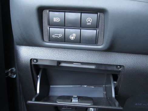 Used 2023 Toyota Highlander Limited AWD/4WD image 39