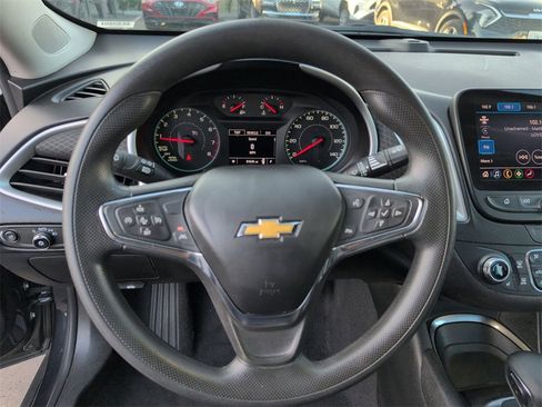 Used 2023 Chevrolet Malibu LT image 19