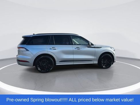 Used 2024 Lincoln Aviator Reserve w/ Jet Package RWD image 8