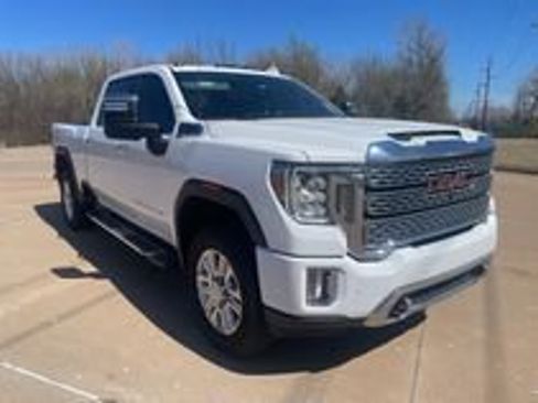 Used 2023 GMC Sierra 2500 Denali w/ Denali Ultimate Package AWD/4WD image 3