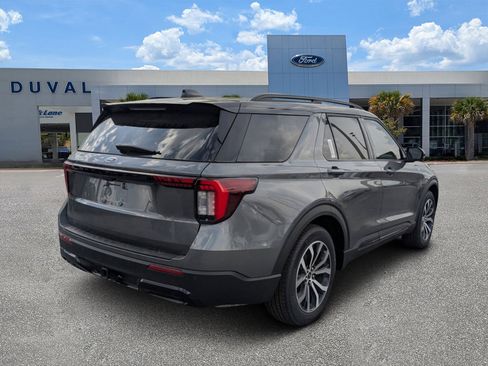 New 2025 Ford Explorer ST-Line w/ Premium Package image 2