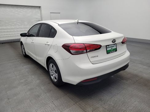 Used 2017 Kia Forte LX image 5