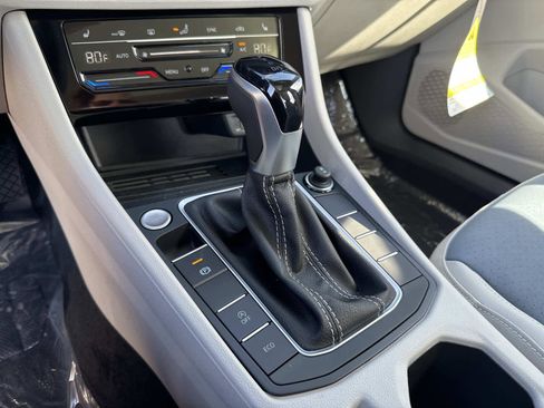 New 2026 Volkswagen Jetta SE image 24