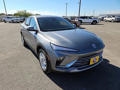 New 2026 Buick Envista Preferred image 7