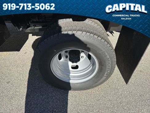 New 2025 Ford F350 XL w/ XL Chrome Package image 13