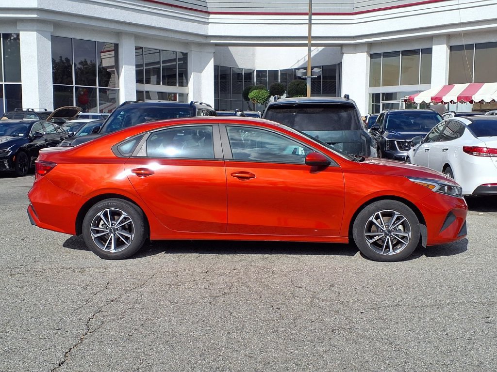 Certified 2022 Kia Forte Sedan FWD image 6